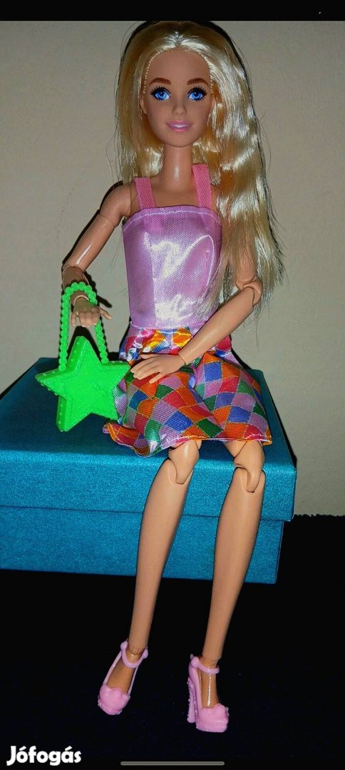 Klasszikus mini Barbie baba ruhaszett 