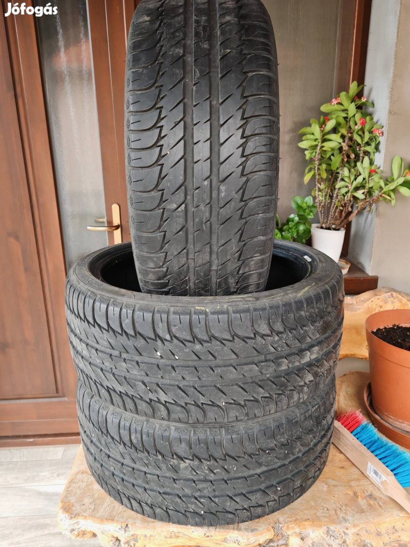 Kleber 205/40r17 peremvédös