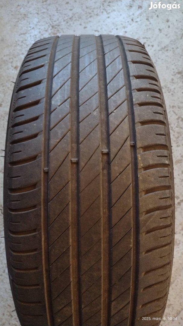 Kleber 205/55 R16 nyári gumik eladóak 6mm profillal.