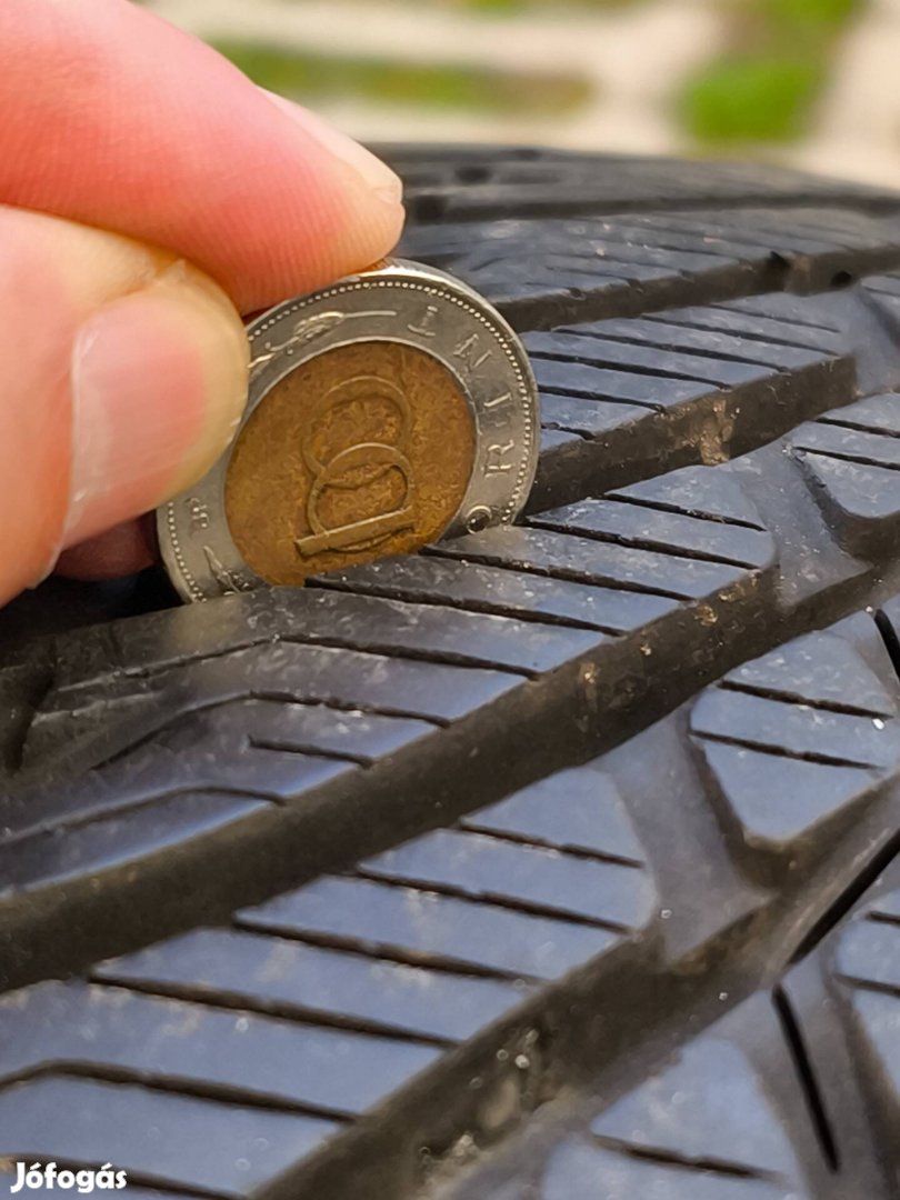 Kleber 205/55 R16 téli gumi kitűnő állapotban eladó! 