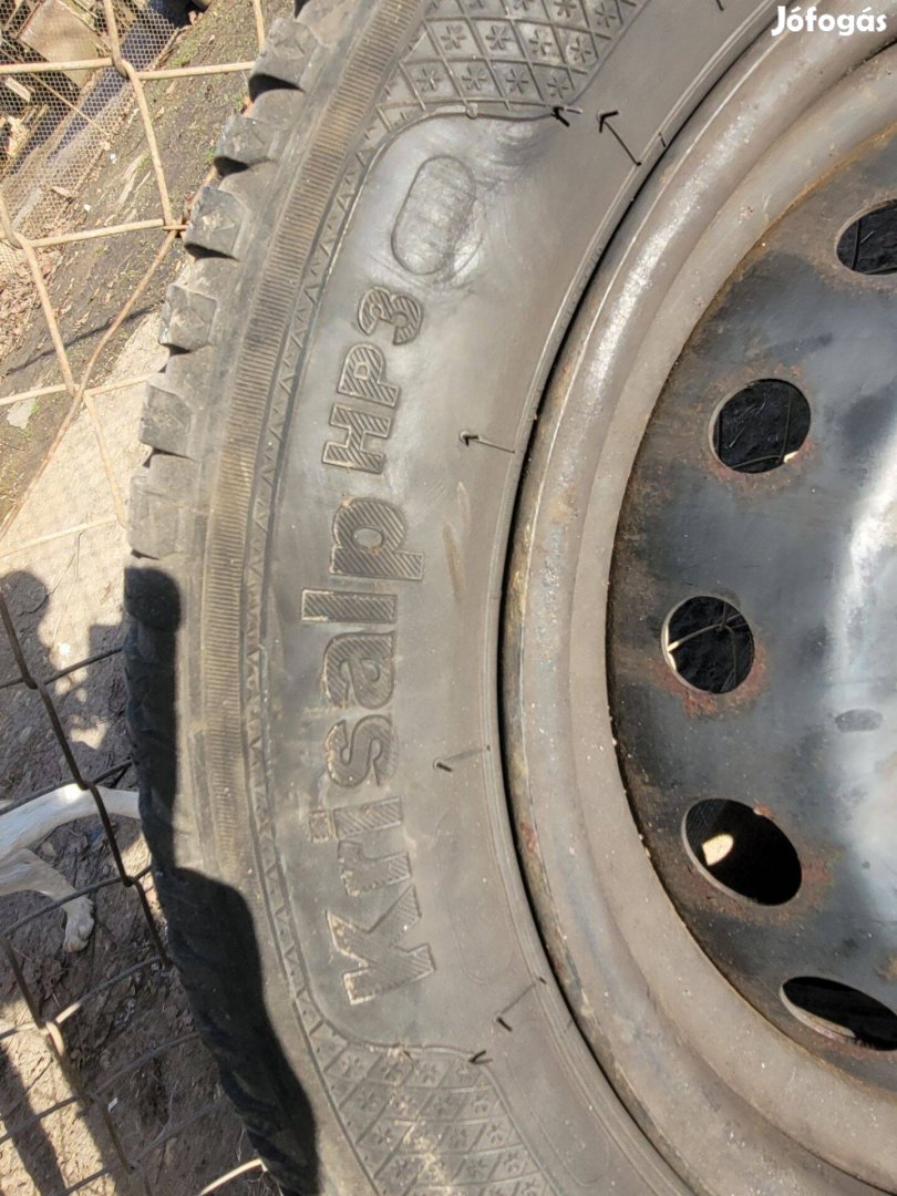 Kleber Krisalp HP3 185/60 R15 garnitúra 4x100 ET43-as felnin 6mm