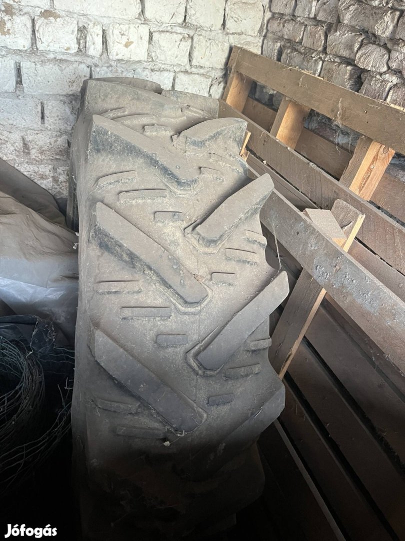 Kleber Super 50 14.9 R28 traktor gumi