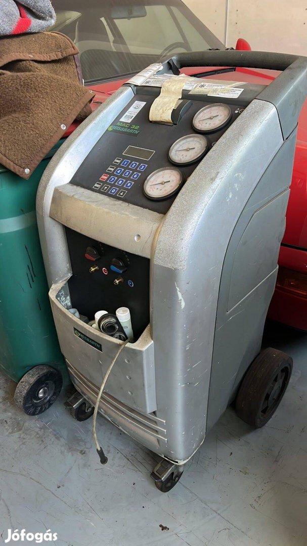 Klímatöltő Beissbarth Mac 32 Automata Klímatöltőgép