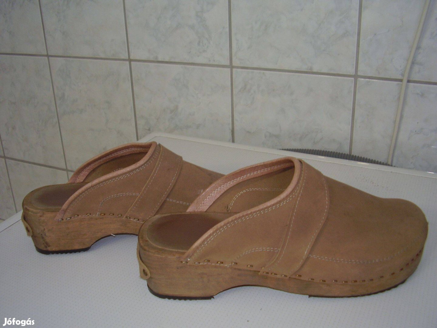 Klumpa újszerű papucs