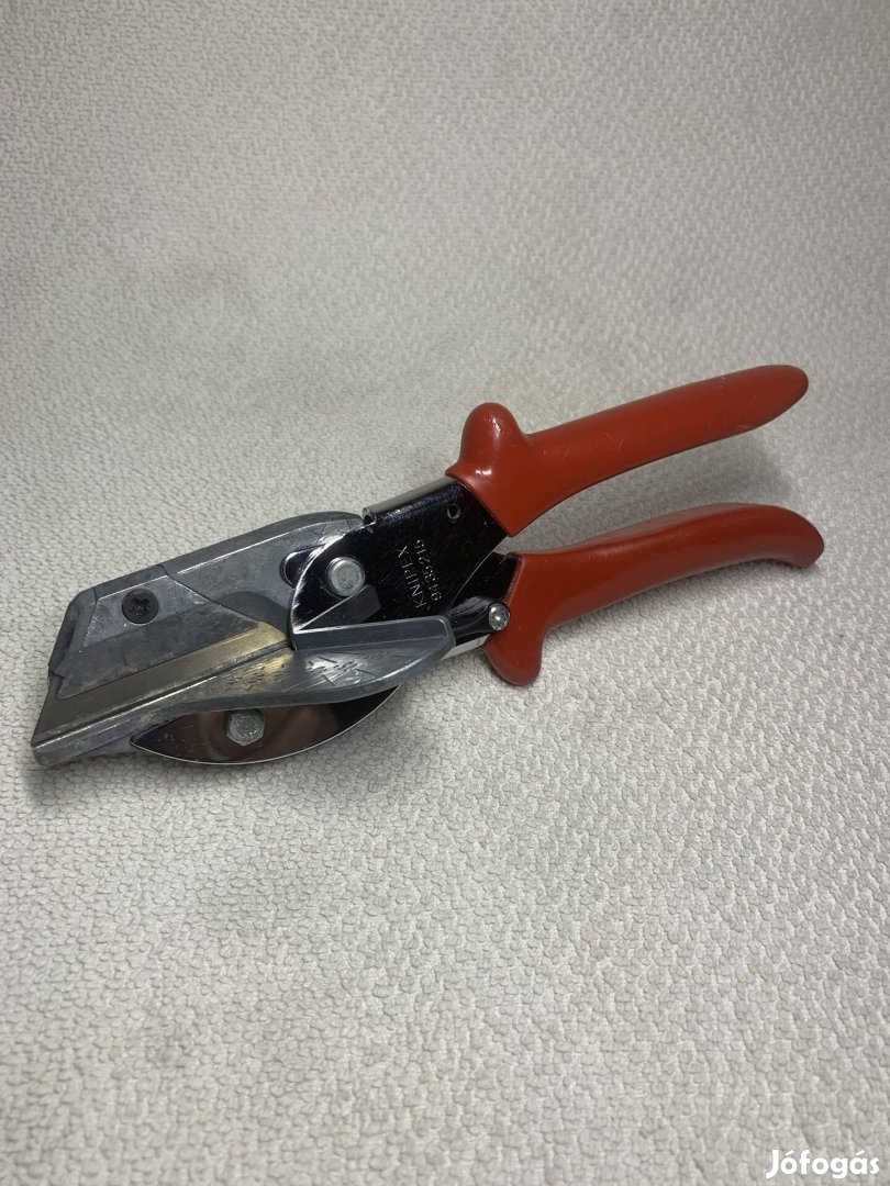 Knipex 94 35 215 sarokvágó olló