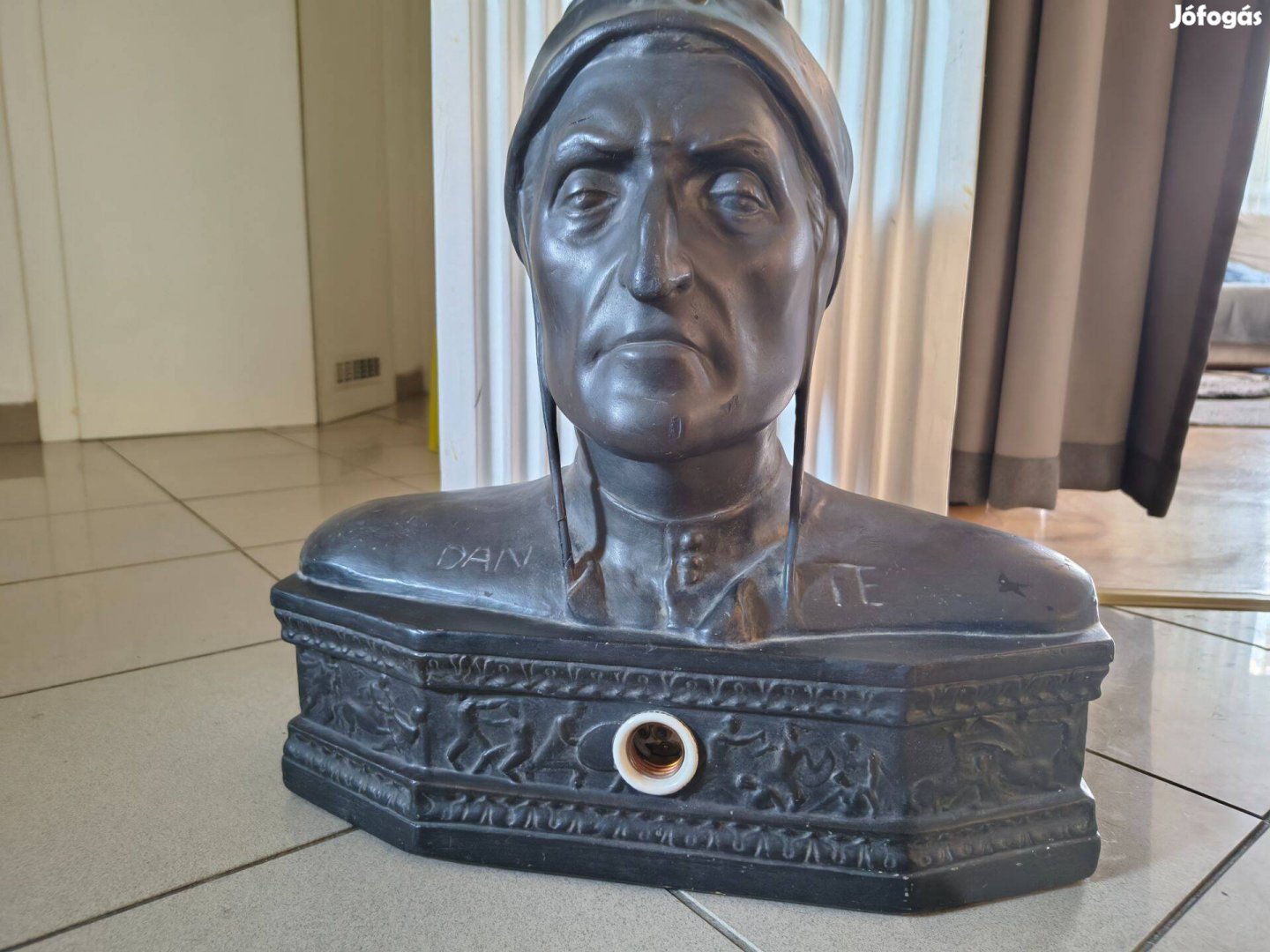 Kő Pál Maczky Levente Dante szobor