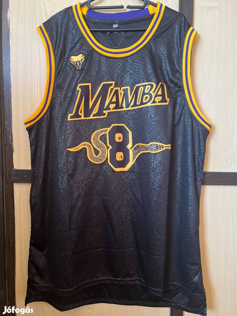 Kobe Bryant ujjatlan Mamba 8-24 XXL-es poló