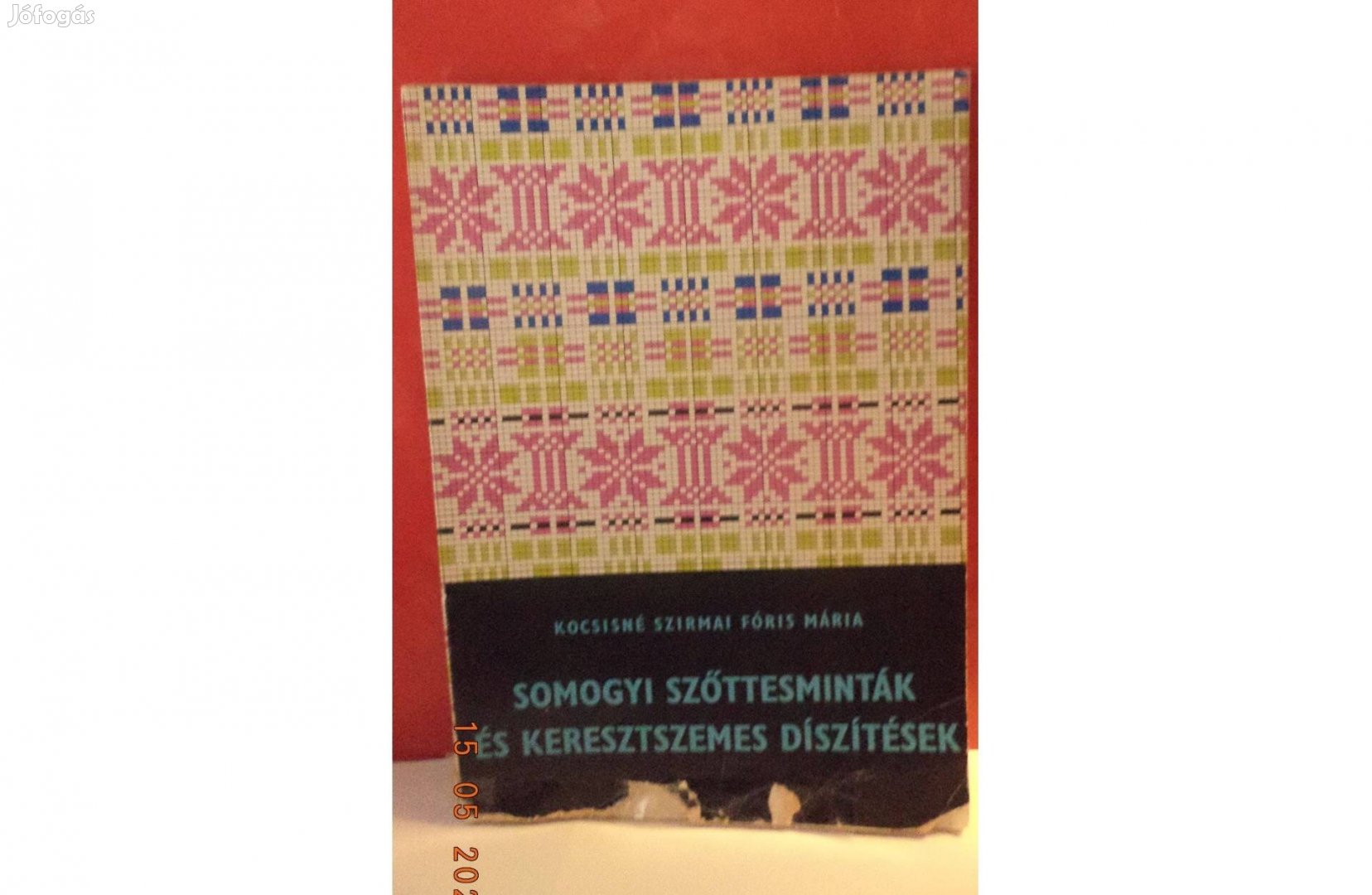 Kocsisné: Somogyi szőttesminták és keresztszemes díszítések