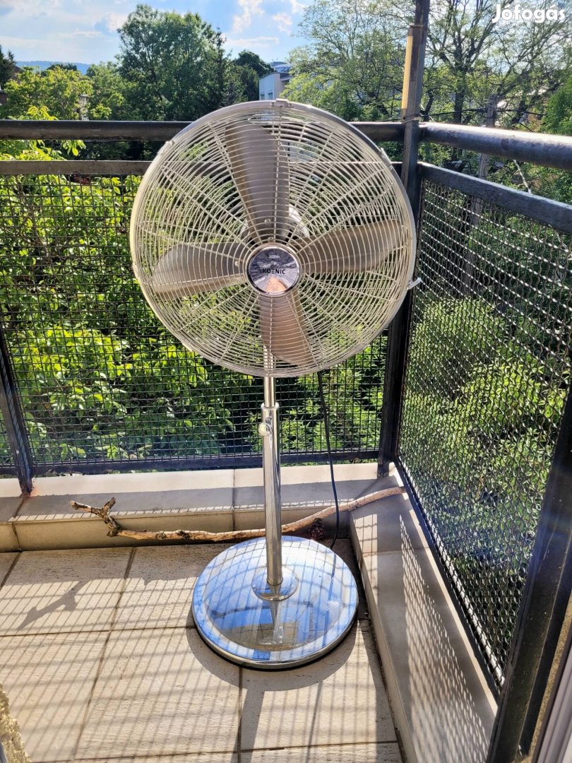 Koenic standing electric fan