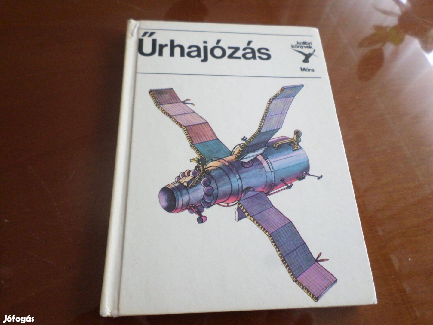 Kolibri könyvek, Űrhajózás Gyermekkönyv