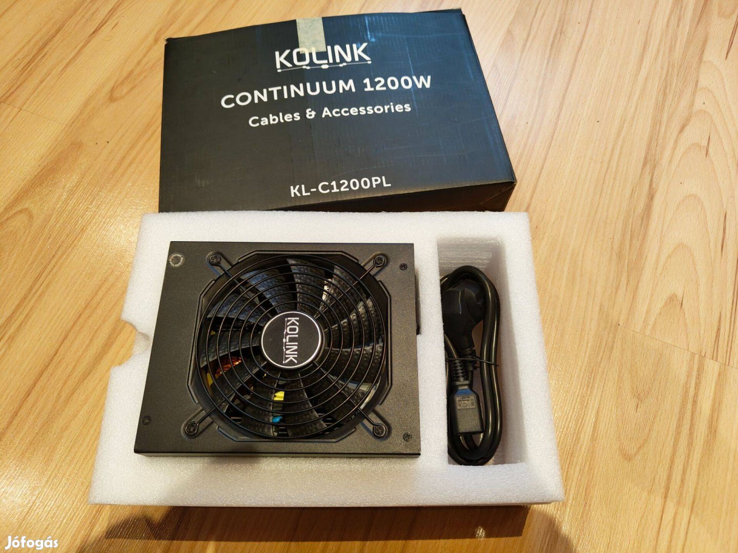 Kolink 1200W Continuum 80 Plus full moduláris PC tápegység