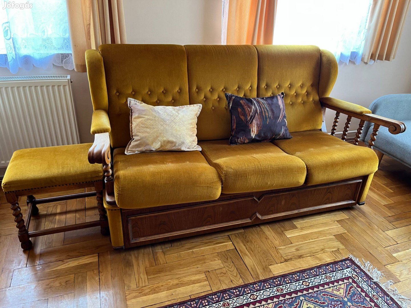 Koloniál nappali komplett garnitúra