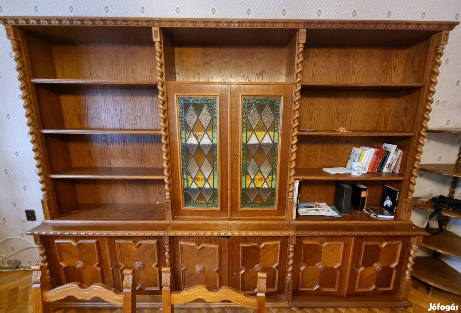Koloniál szekrénysor eladó