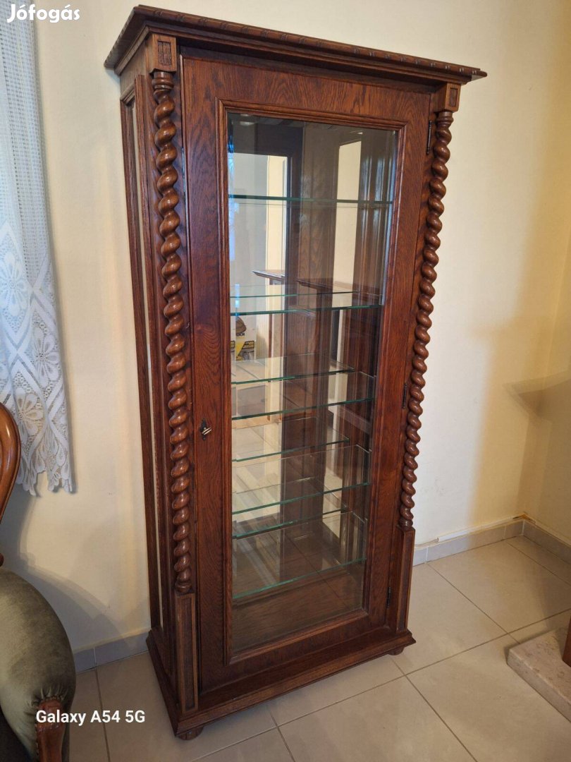 Koloniál üveges vitrin eladó