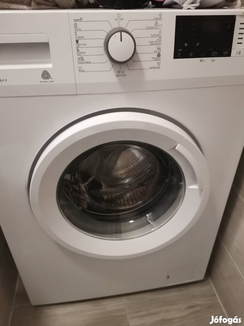 Költözés miatt eladó mosógép újszerű állapotban! 