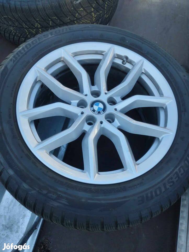 Költözne BMW X5 téli gumi felnivel Eredeti