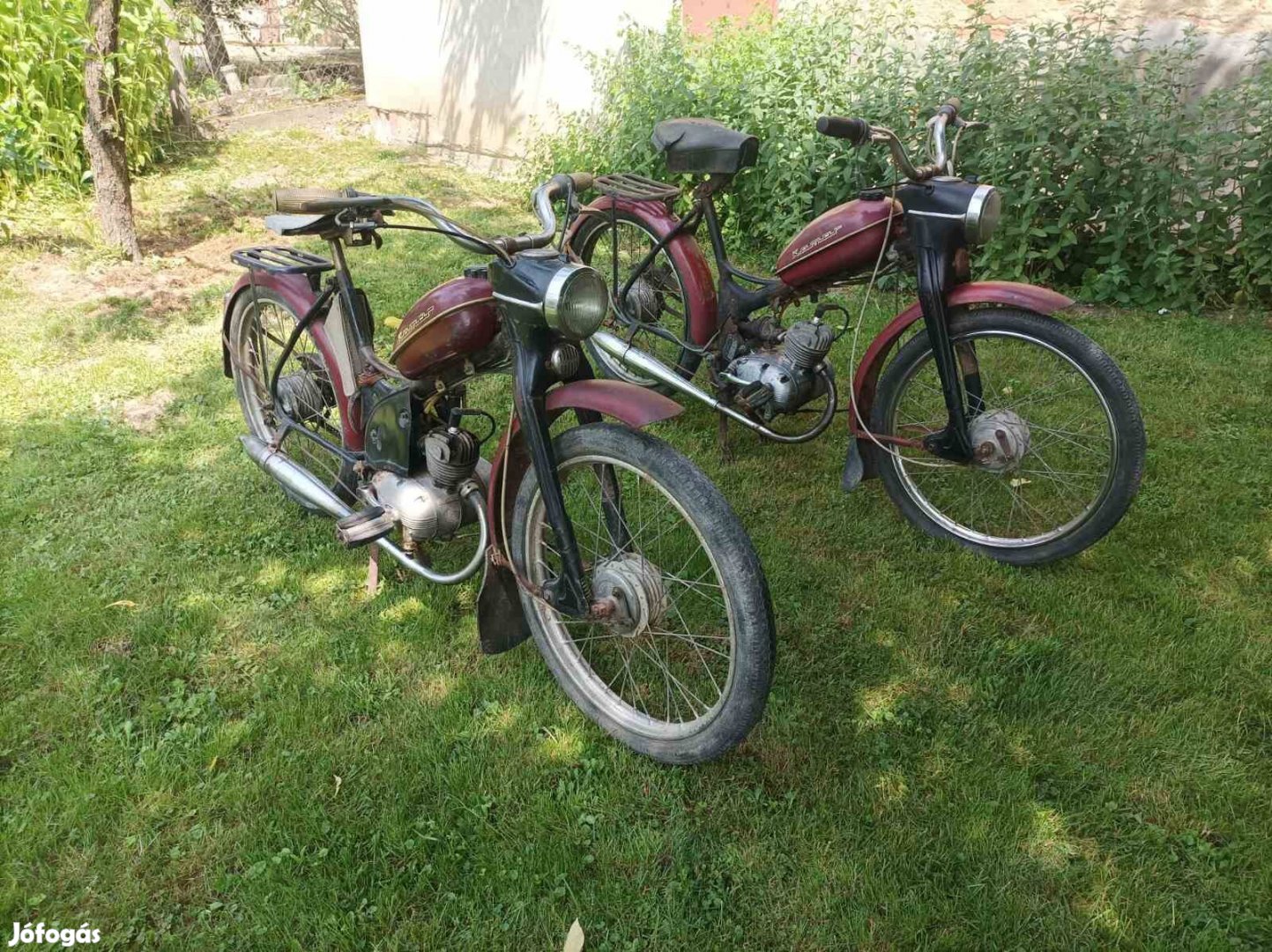 Komár 1 2darab 