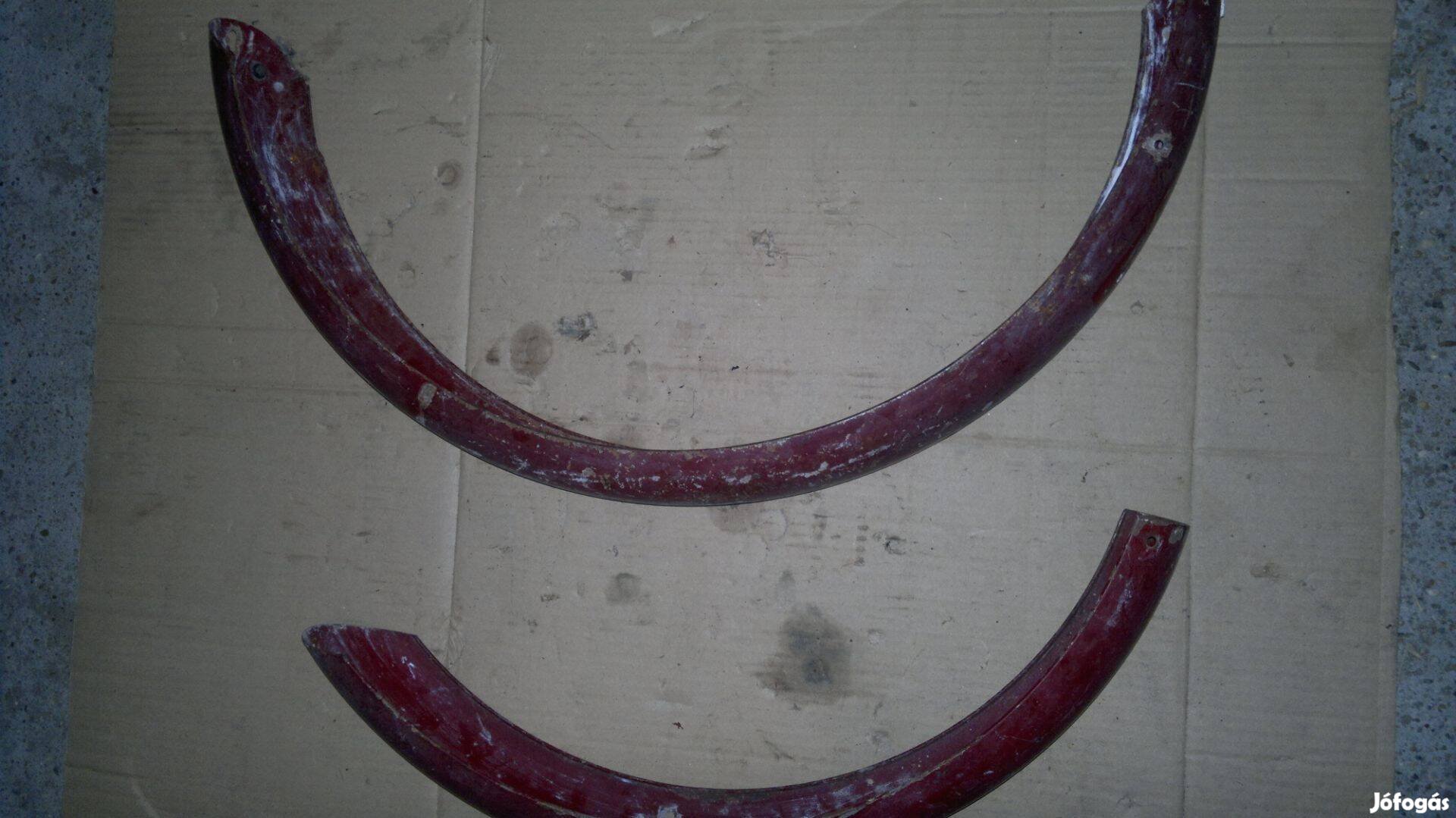 Komár 1-es sárvédö pár