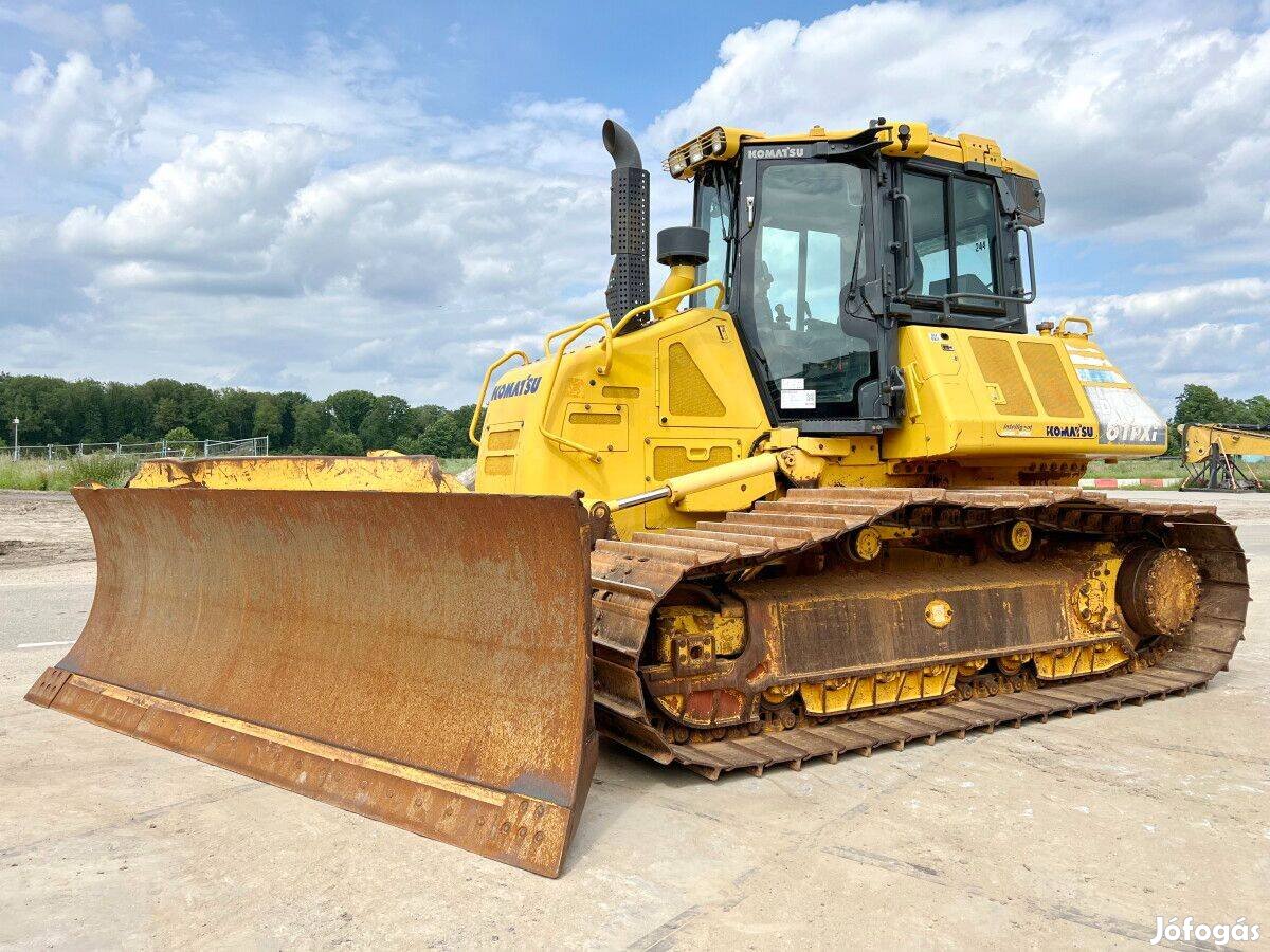 Komatsu D61Pxi-24 / 8.504 üzemóra / Lízing 20%-tól