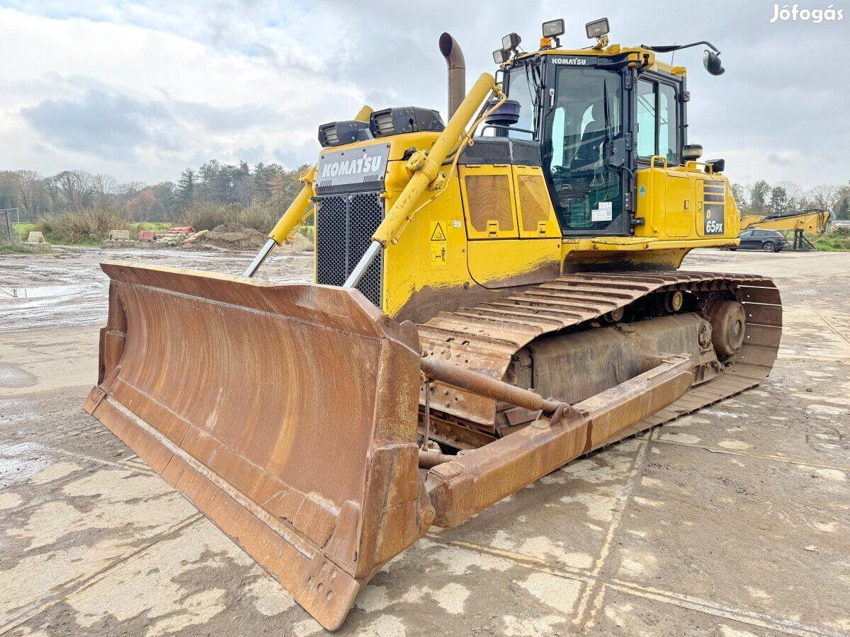 Komatsu D65PX-18EO / 7.443 üzemóra / Lízing 20%-tól