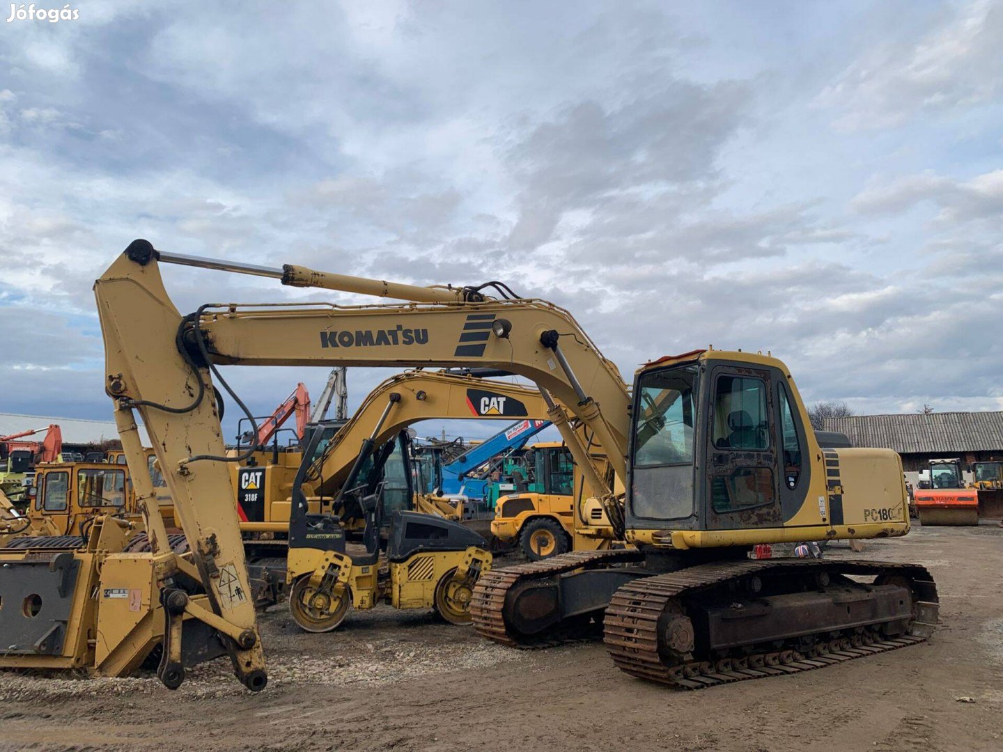 Komatsu PC180LC-6K lánctalpas kotró