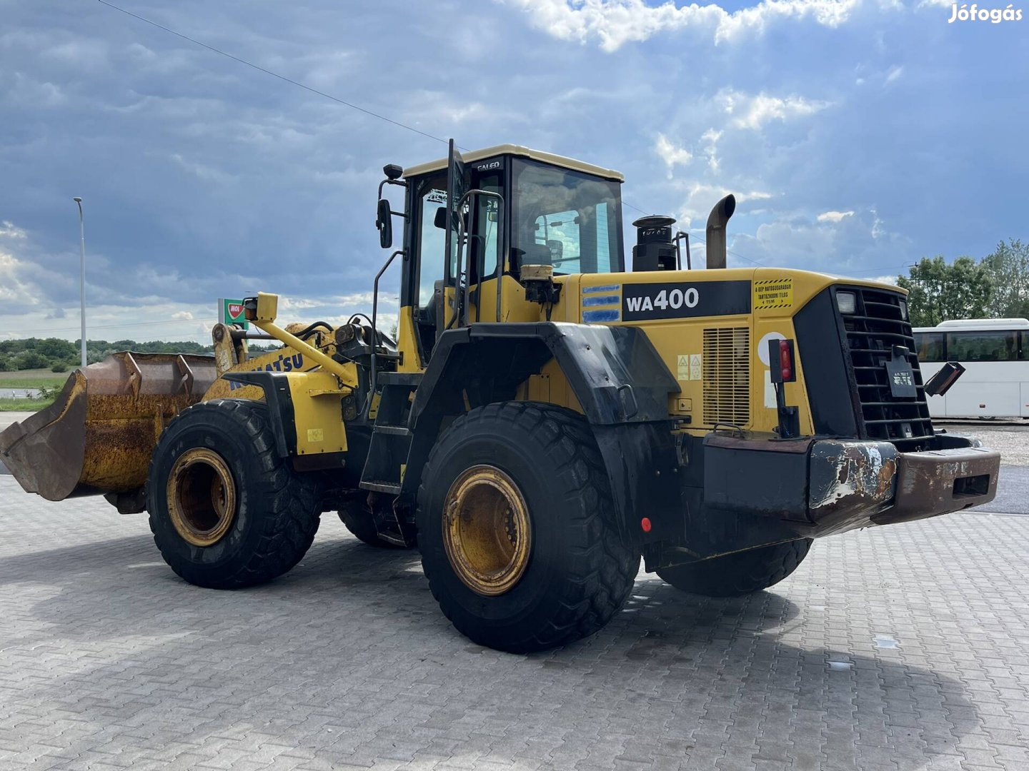 Komatsu WA400 homlokrakodó rakodógép kanálmérleggel Csere-Beszámitás 