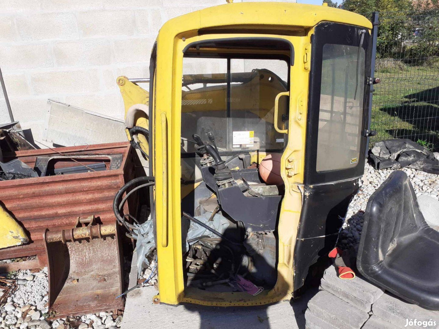 Komatsu pc 20 minikotro árokásó fülke