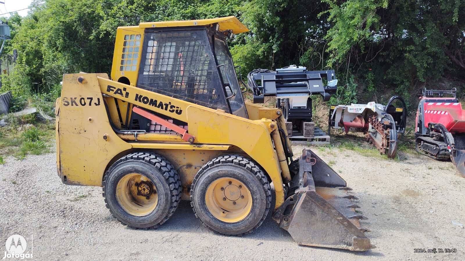 Komatsu ski07J bobcat kompakt rakodó