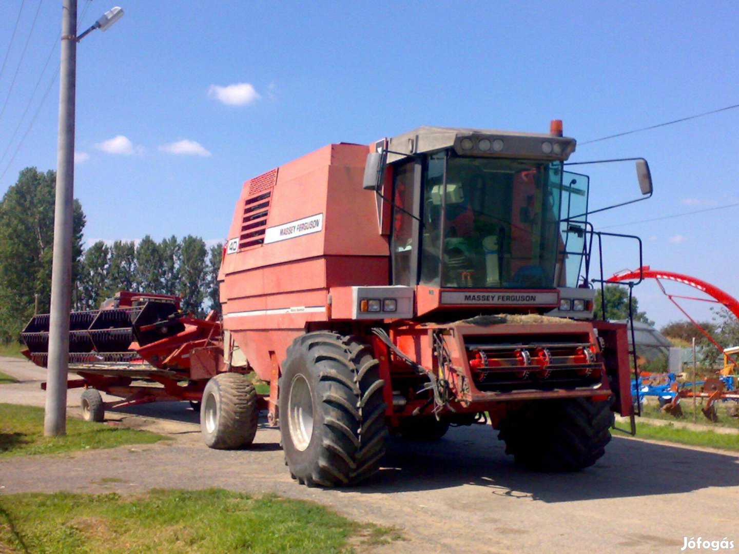 Kombajn Massey Ferguszon 40RS