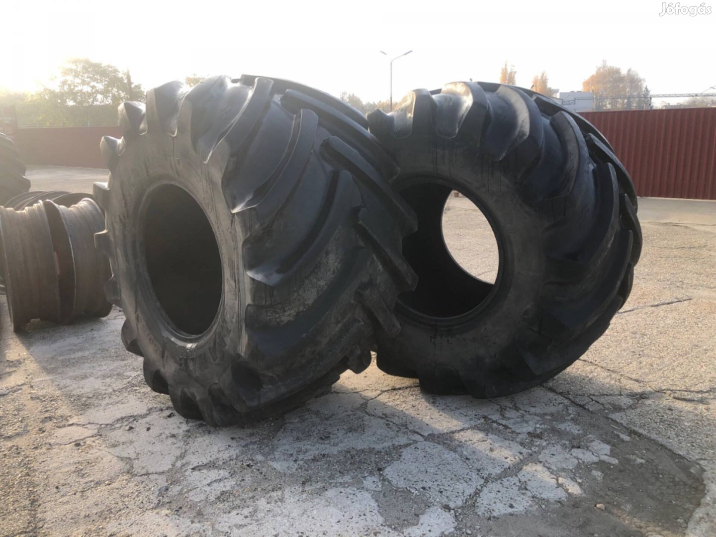 Kombájn gumik eladók!