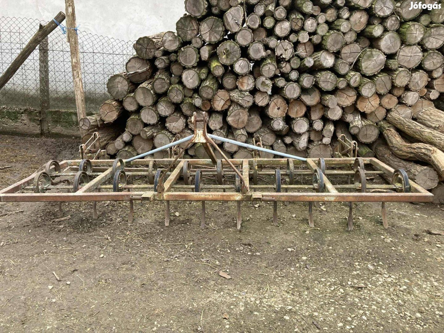 Kombinátor eladó