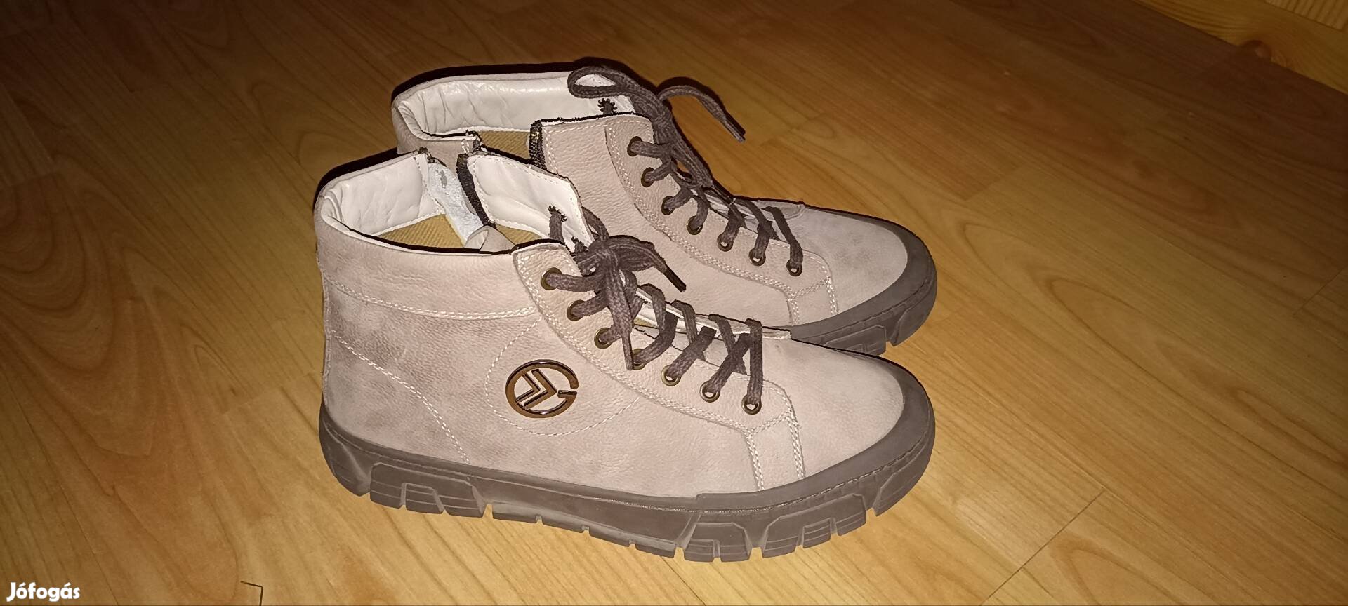 Komcero Bőr hibátlan unisex férfi női cipő, bakancs 41 42