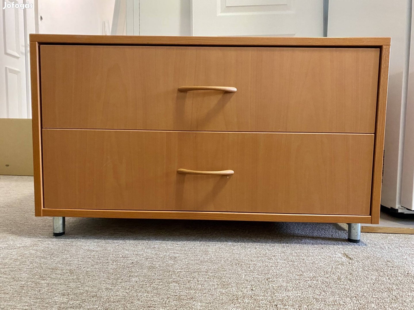 Komód 80 cm széles
