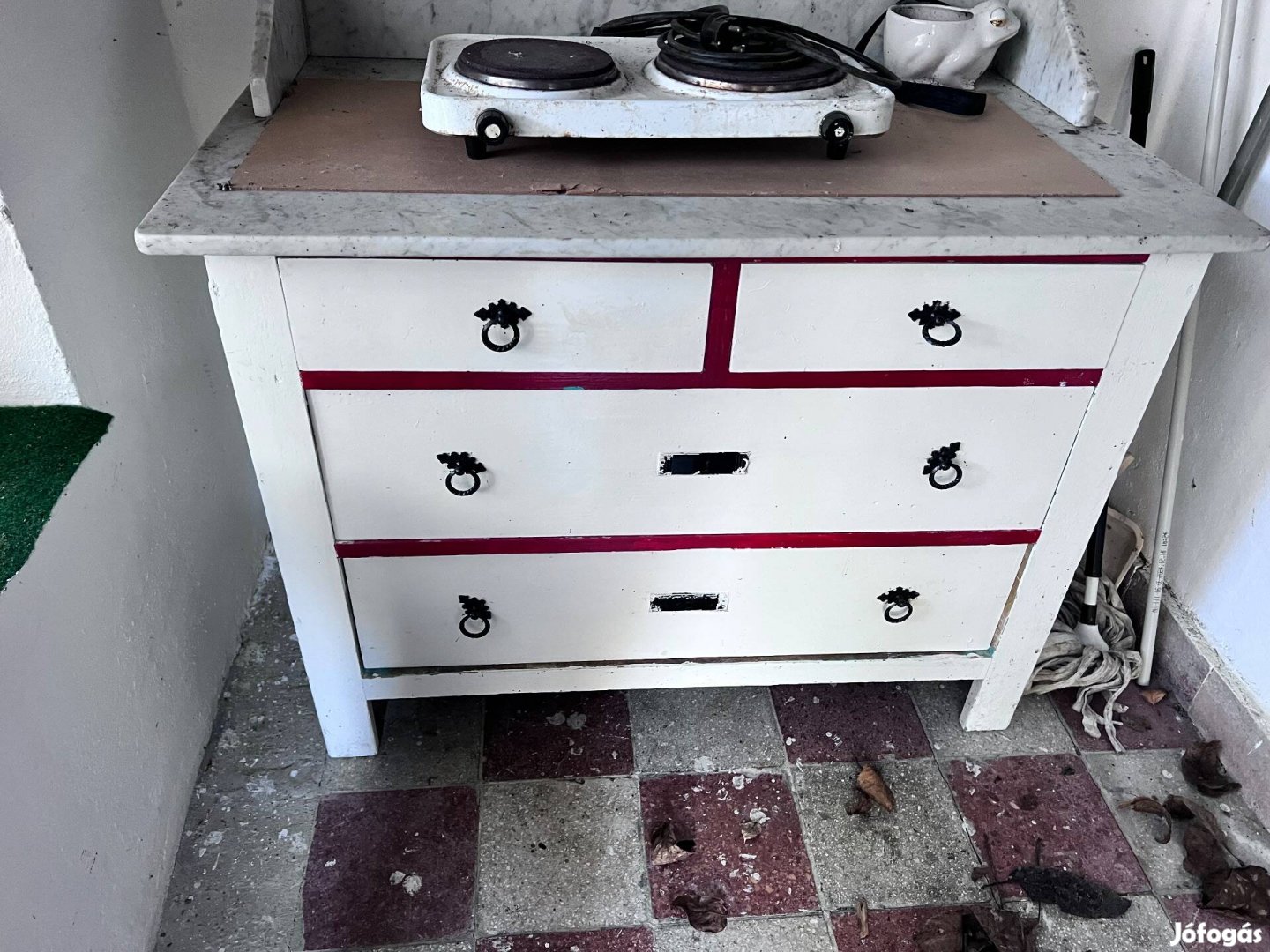 Komód alsó szekrény