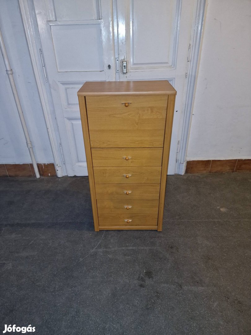 Komód sok fiókos Szép állapotban!