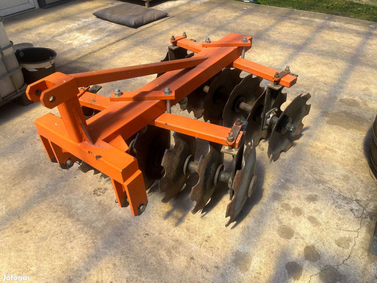 Komondor SFT-110 tárcsa