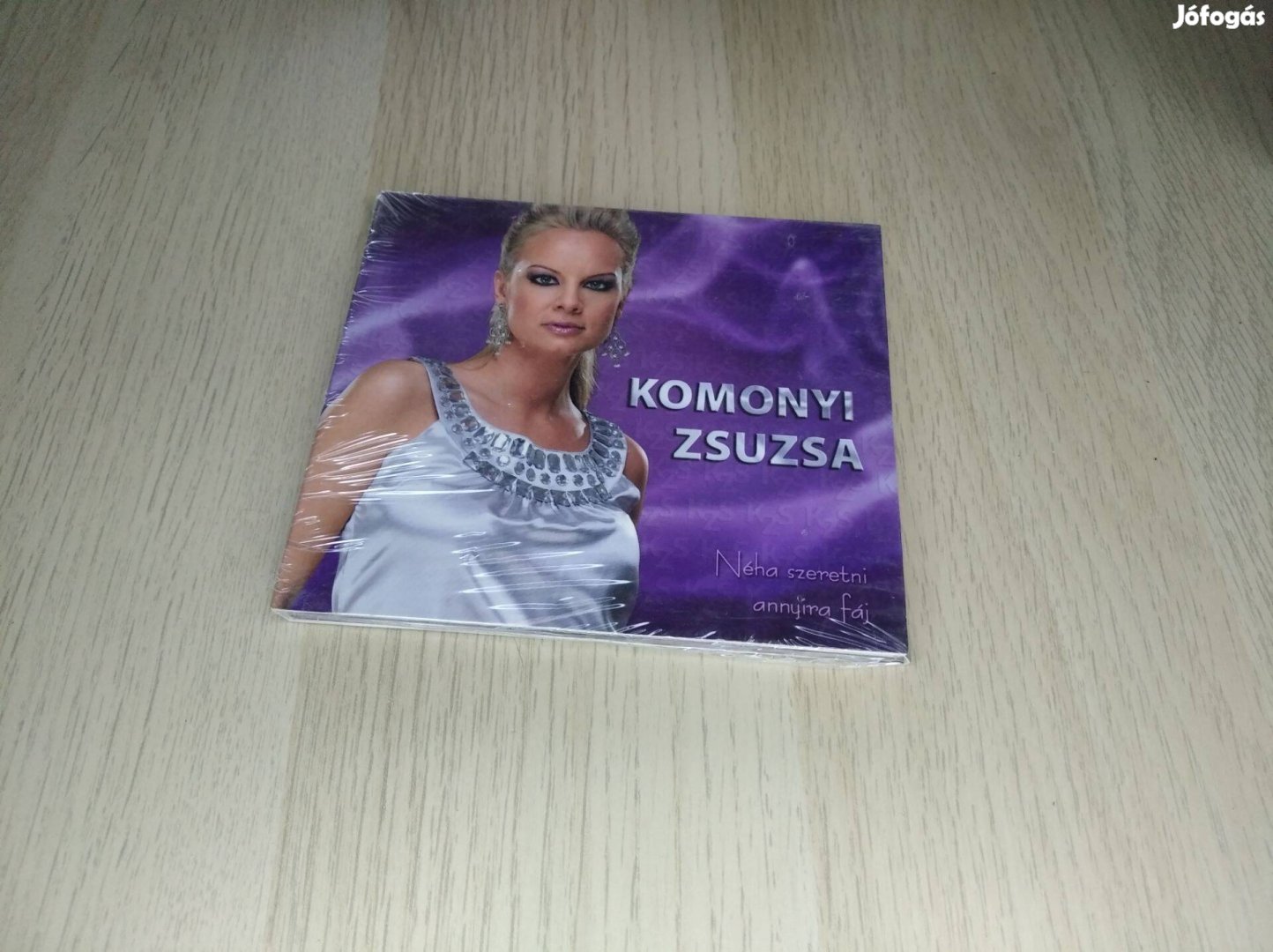 Komonyi Zsuzsa - Néha Szeretni Annyira Fáj / CD (Bontatlan)