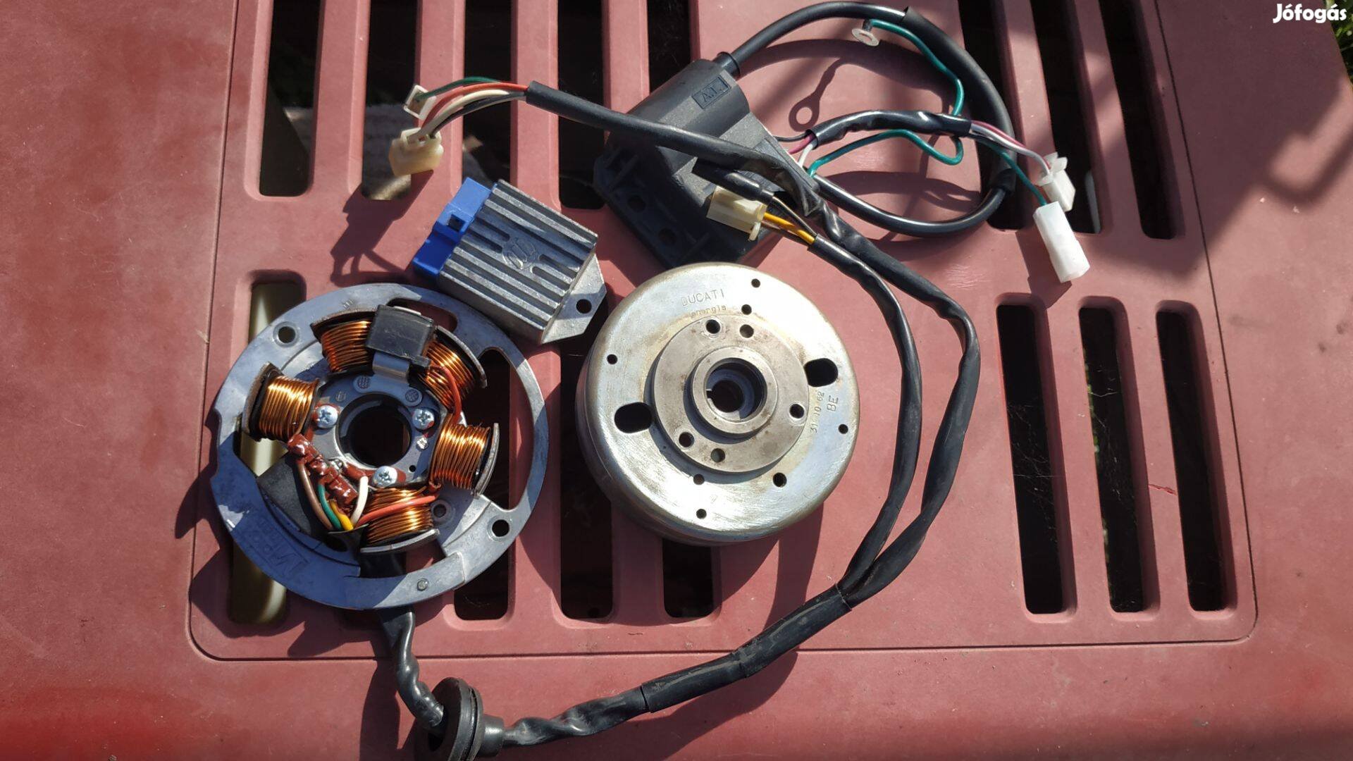 Komplett Eredeti gyári Ducati gyújtás elektronikákkal Malaguti Simson