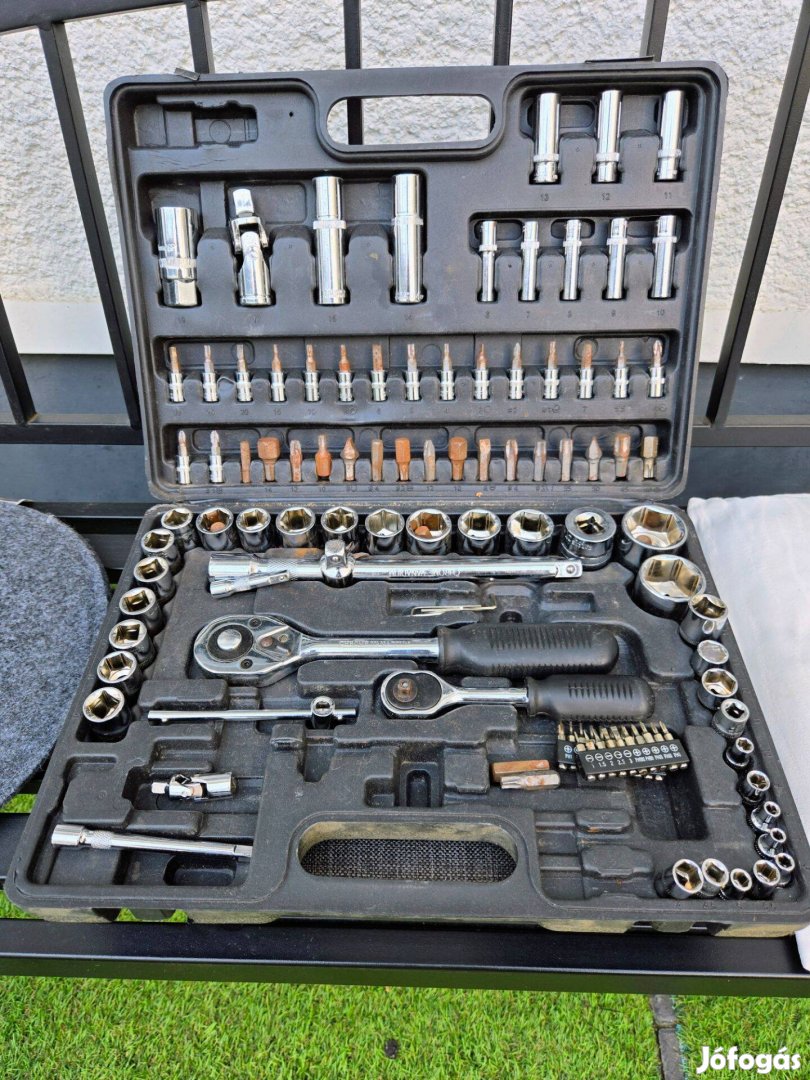 Komplett dugókulcs és racsnis készlet Gola szett Debrecen