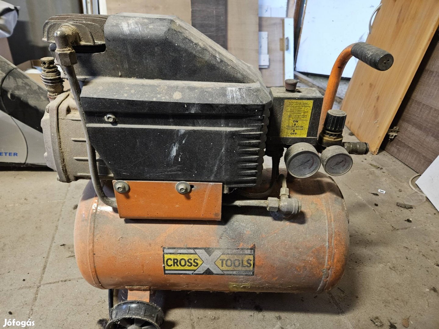 Kompresszor 24l/8bar