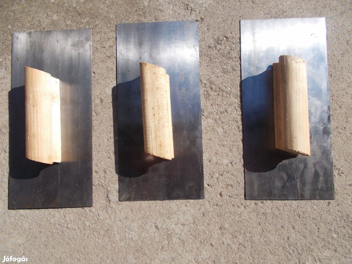 Kőműves acélsimító 300 mm-es, koranyagból, hazai, Profi, Új!