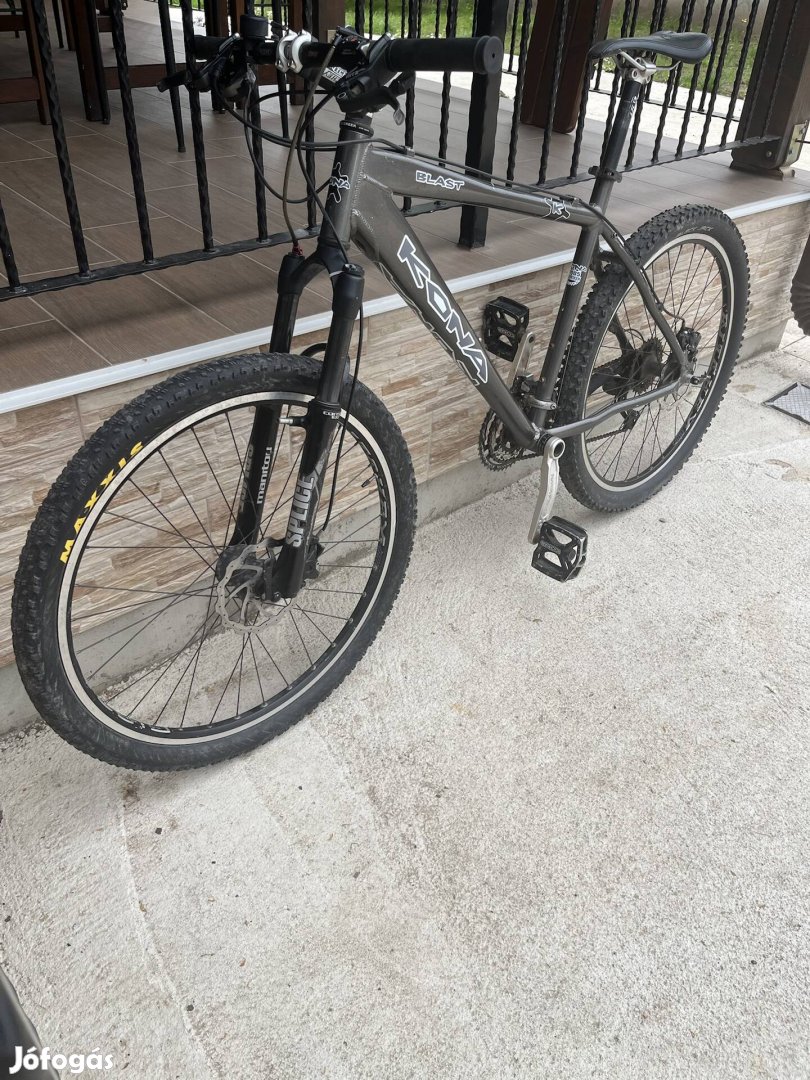 Kona MTB kerékpár