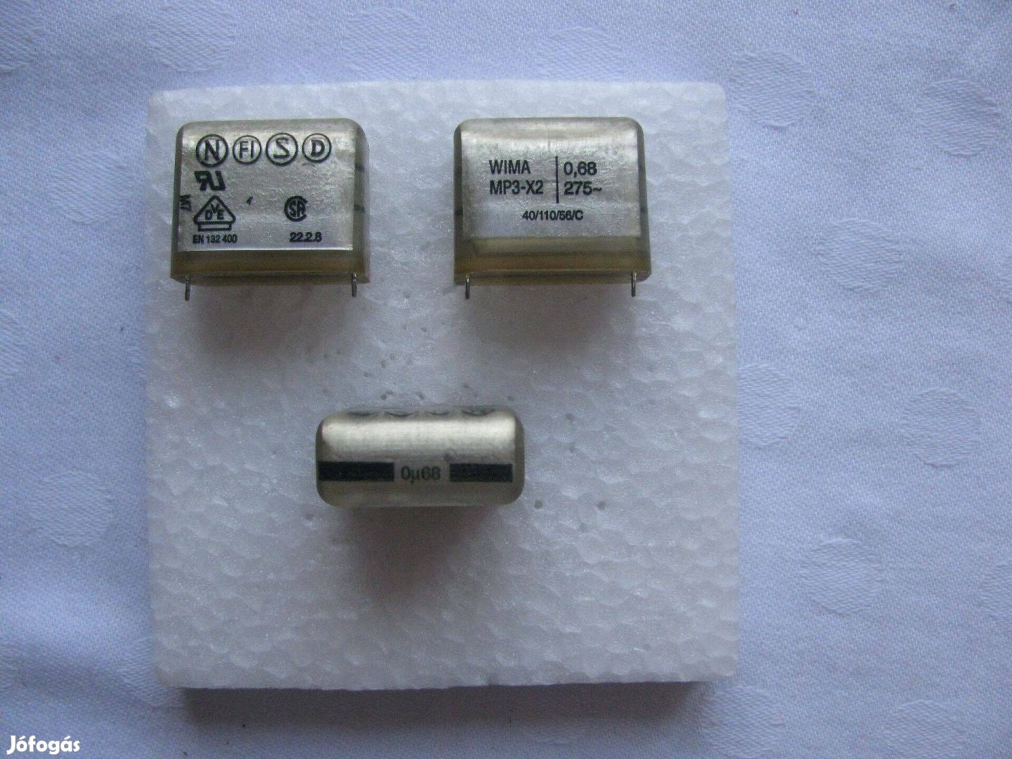 Kondenzátor 680nF 275V AC