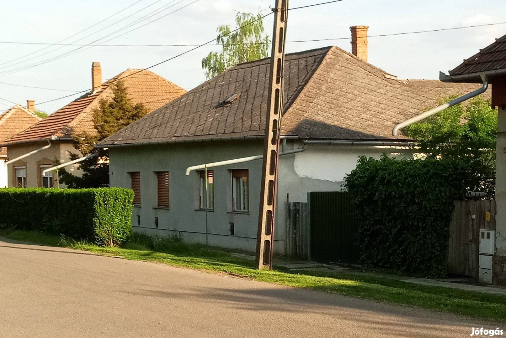 Kondoros központjában (Széchenyi utca) családi ház eladó