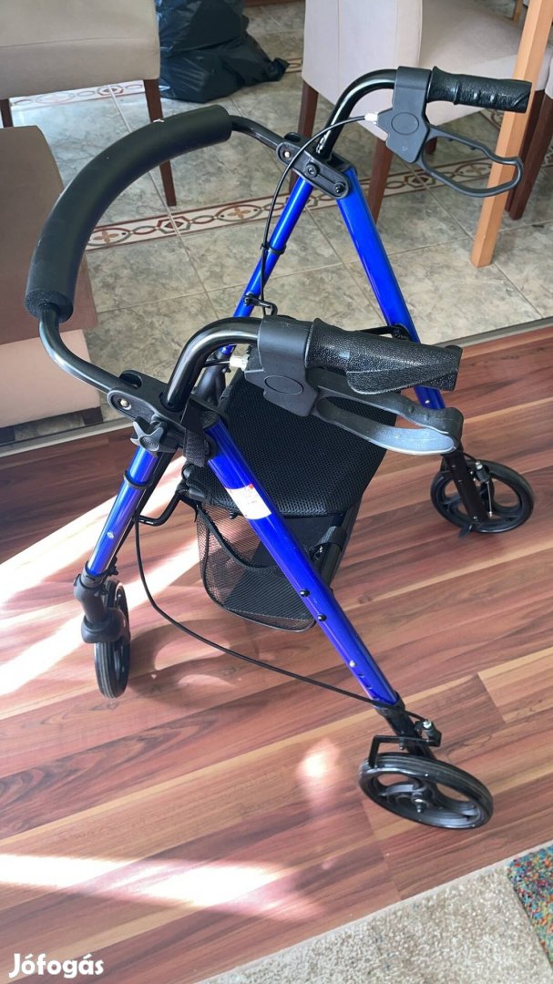 Könnyített rollátor 6,8 kg