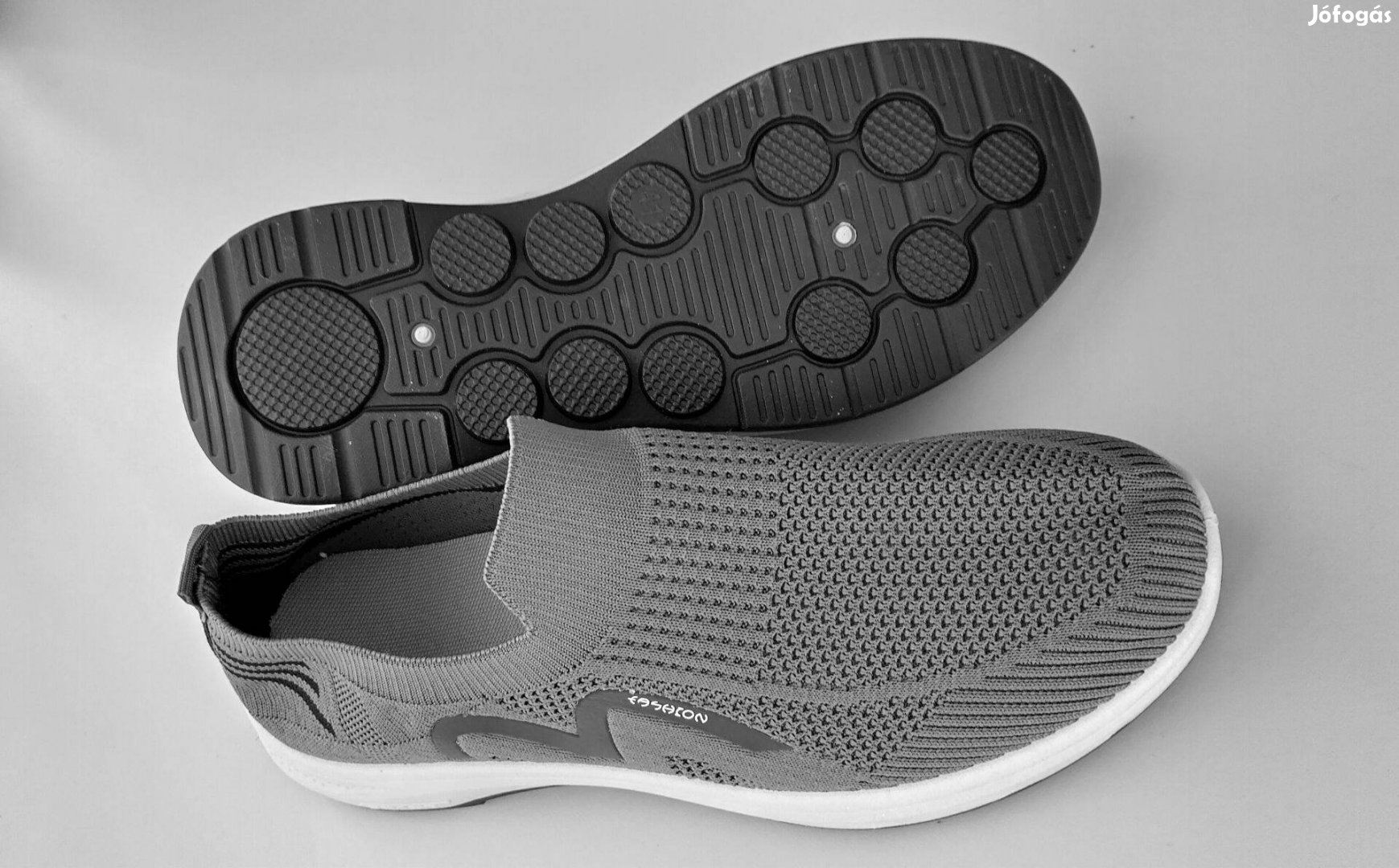 Könnyű, kényelmes, puha, szellős cipő 41-es Új! Téves méret