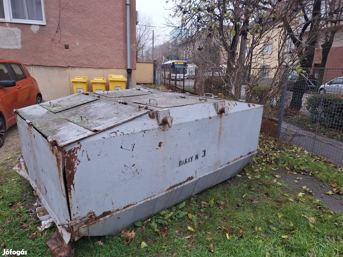 Konténer eladó 4 m3
