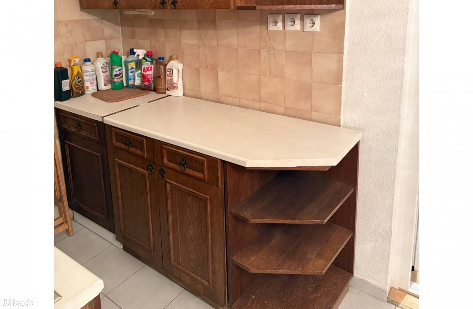 Konyhabútor külön-külön is eladó, 06húsz9436613