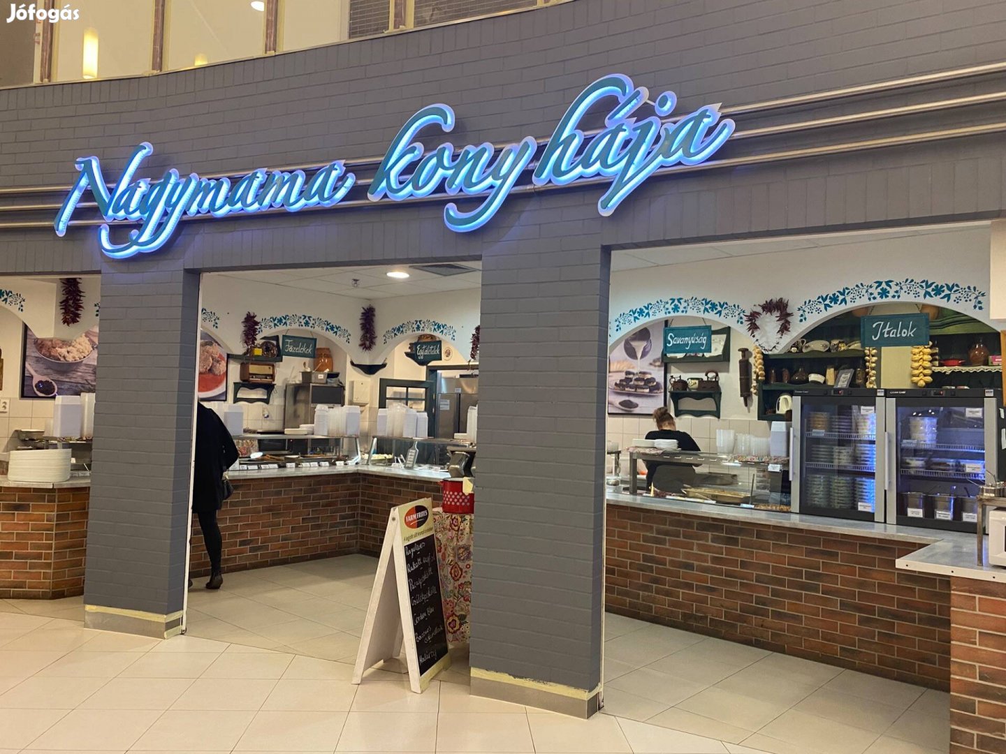 Konyhai kisegítő állás a Pólus Center Nagymama konyhájában