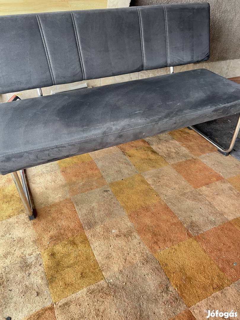 Konyhai pad, kárpitozott padl